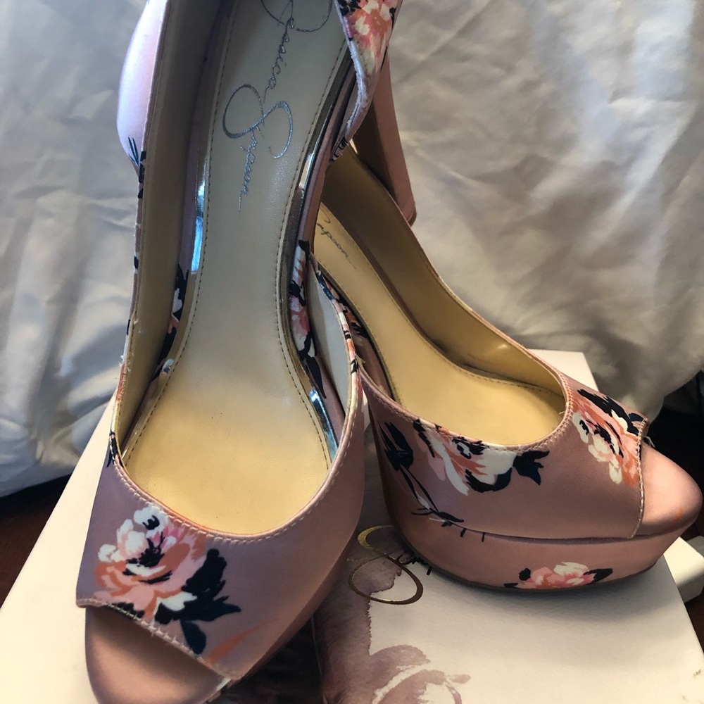 NEW Jessica Simpson-Martella